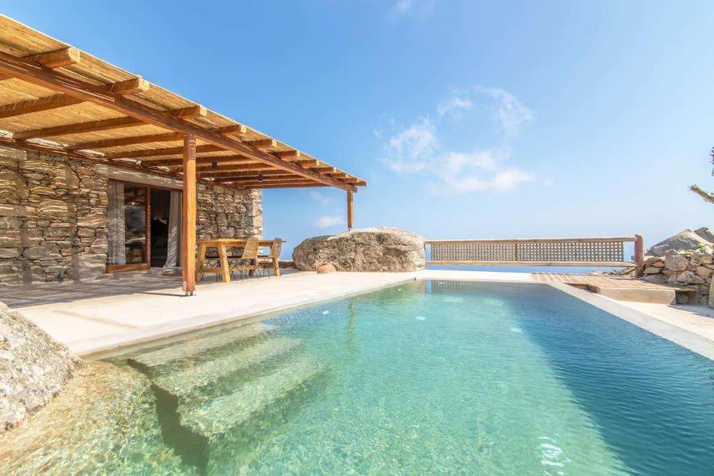 Lunar House L Holiday home Volax